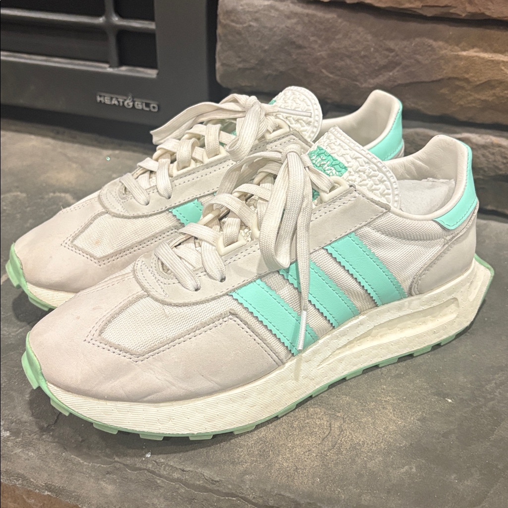Adidas Womens Retropy E5 Hq4385 Gray/ Mint Green Running Shoes Sneakers Size 8